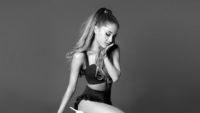 Ariana Grande Wallpaper