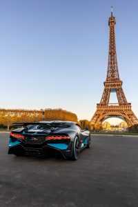 Aesthetic Bugatti Divo Wallpaper