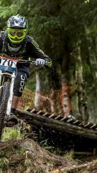 iPhone Mountain Biking Wallpaper 3