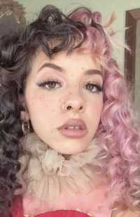 Cute Melanie Martinez Wallpaper 3