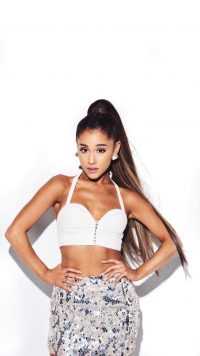 Ariana Grande Wallpaper 4