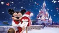 Desktop Disney Christmas Wallpaper 1